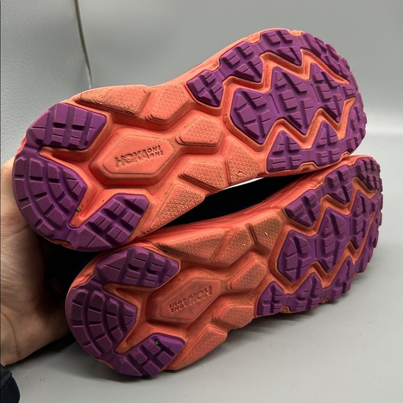 HOKA Challenger ATR 6 sz 8.5 - Picture 5 of 8